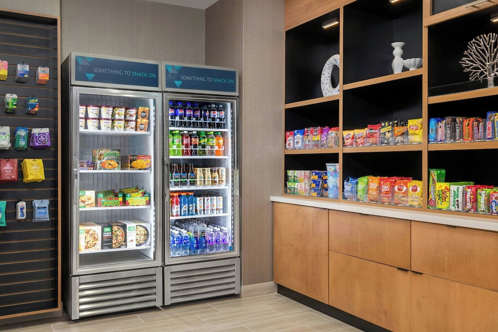 SpringHill Suites by Marriott Holland - photo 22