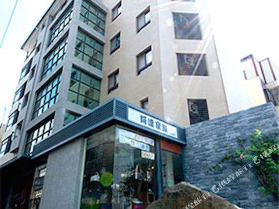 Jing Ying Service Apartment — 4-Star Luxury Hotel in Taichung, Republic of China Taiwan