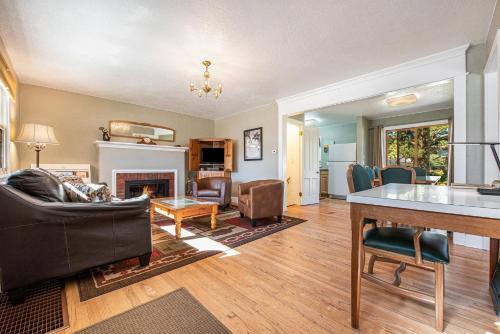 Your Vacation House EV#3216 home — 4-Star Luxury Hotel in Estes Park, United States