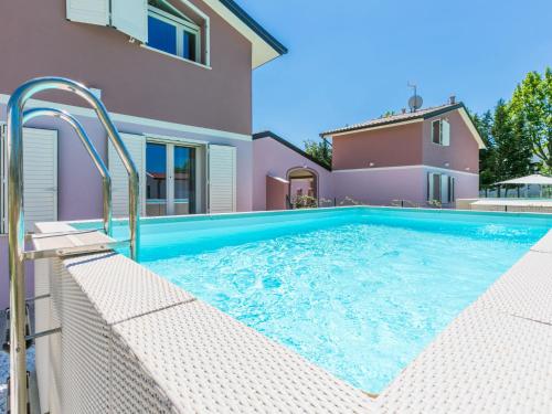 Holiday Home Borgo il Vallin delle Conche 4 by Interhome — 4-Star Luxury Hotel in Cecina, Italy