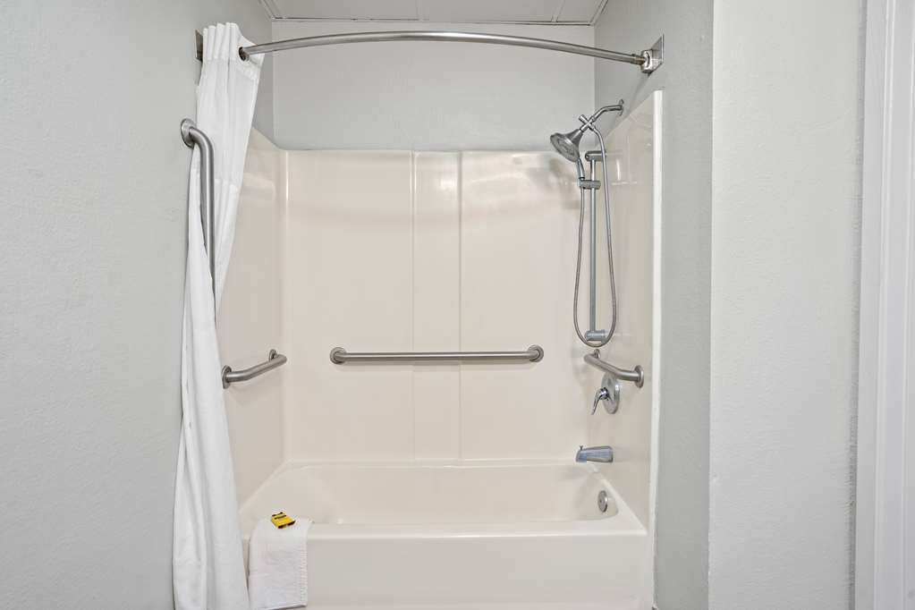 Blue Water Inn Suites BW Signature Collection - photo 45