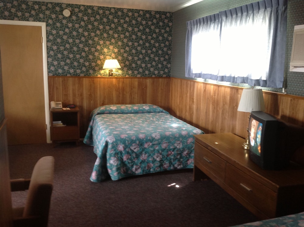 Bridgeport Inn - photo 7