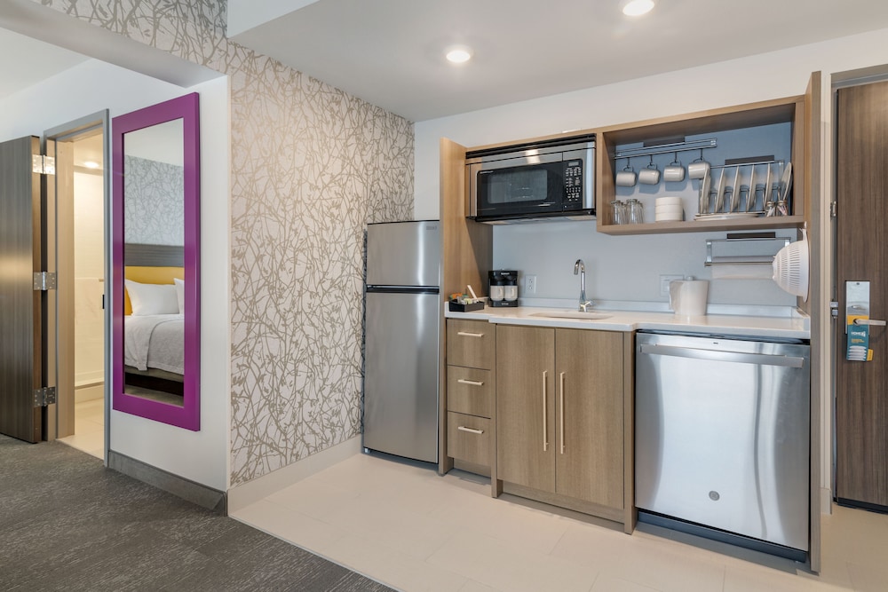 Home2 Suites by Hilton Bangor - photo 11