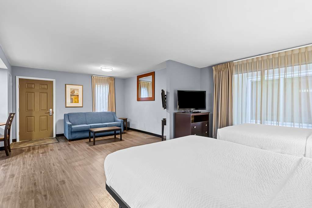 SureStay Studio by Best Western Pensacola - photo 28