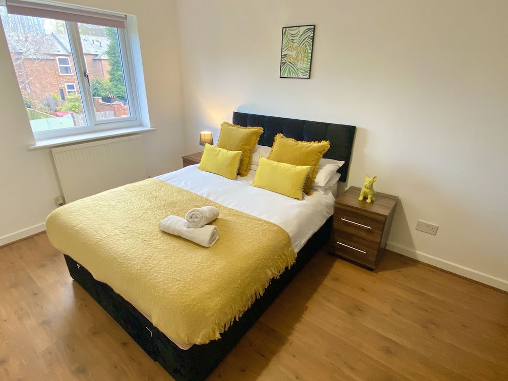 Convenient Manchester city centre 3BD with free parking — 4-Star Luxury Hotel in Manchester, United Kingdom