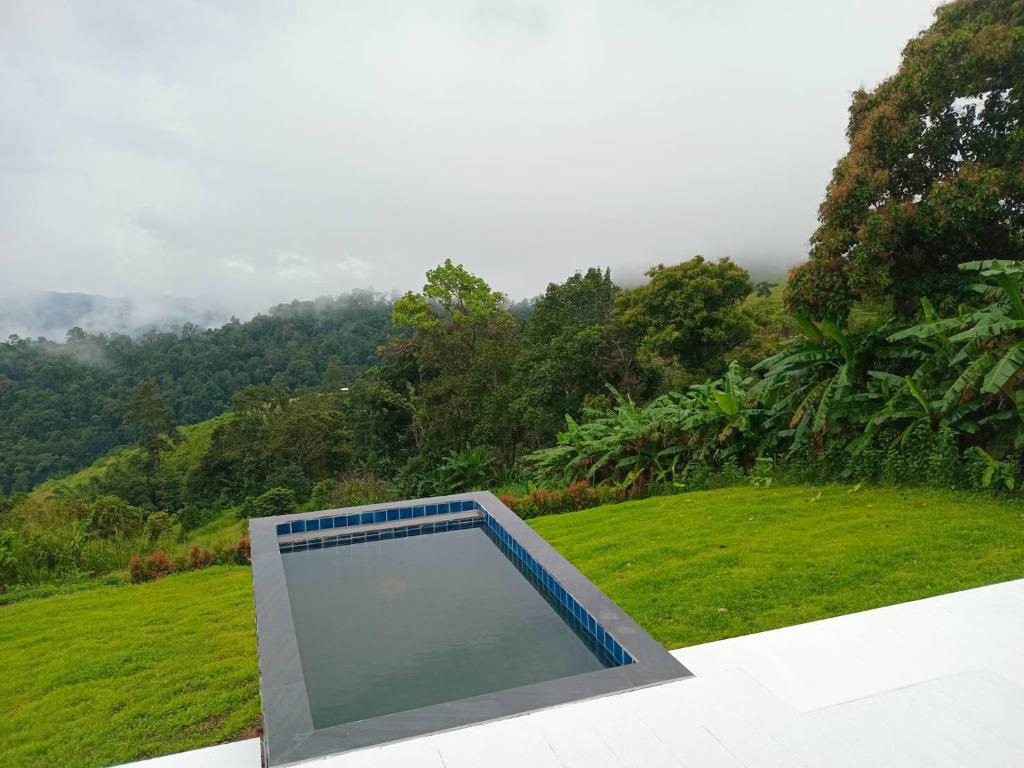 Sky view monjam - carbon neutral hotel in Chiang Mai