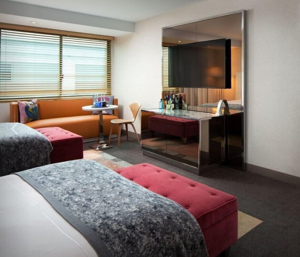SLS Hotel a Luxury Collection Hotel Beverly Hills - photo 27