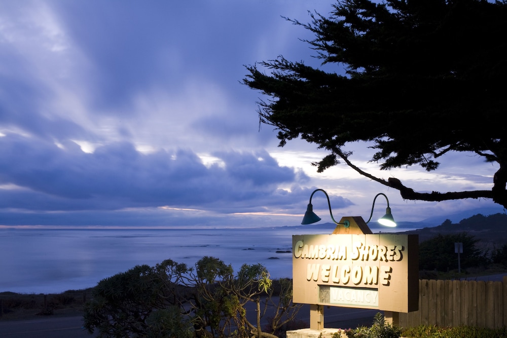 Cambria Shores Inn - photo 33