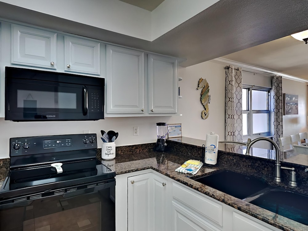 Regency Towers by Southern Vacation Rentals - photo 145
