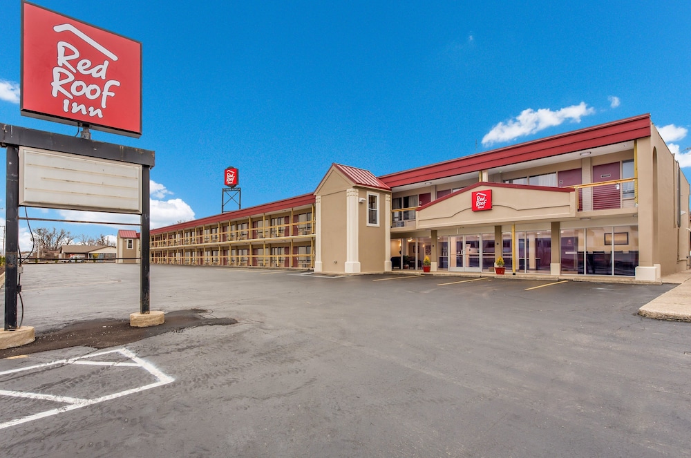 Red Roof Inn Dayton Moraine U of Dayton - photo 39