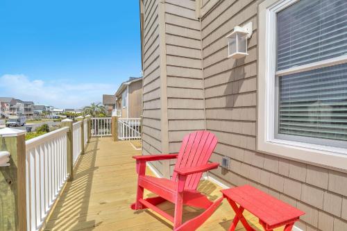 Salty Dawg by Oak Island Accommodations - photo 45