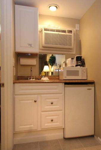 Studio East Motel - photo 14