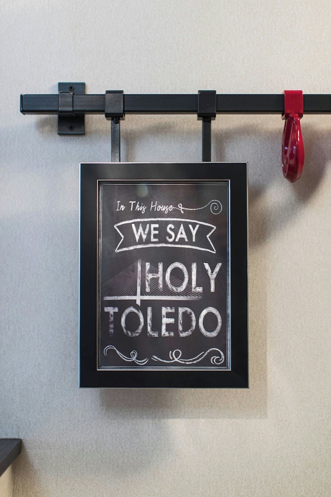 Renaissance Toledo Downtown Hotel - photo 20