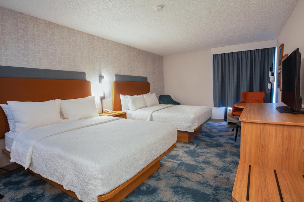 Hampton Inn Salt Lake City North - photo 24