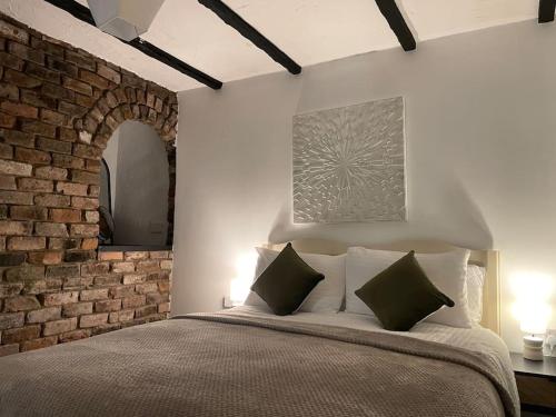 Lower Harbour watch — 4-Star Luxury Hotel in Holyhead, United Kingdom