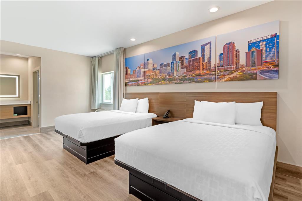 Clarion Pointe Spring Houston North - photo 20