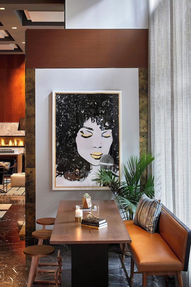 Renaissance Atlanta Midtown Hotel - photo 2