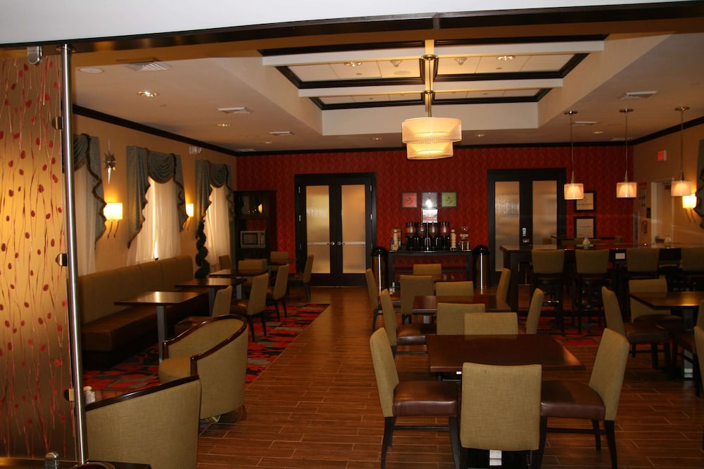 Hampton Inn Jericho Westbury - photo 66