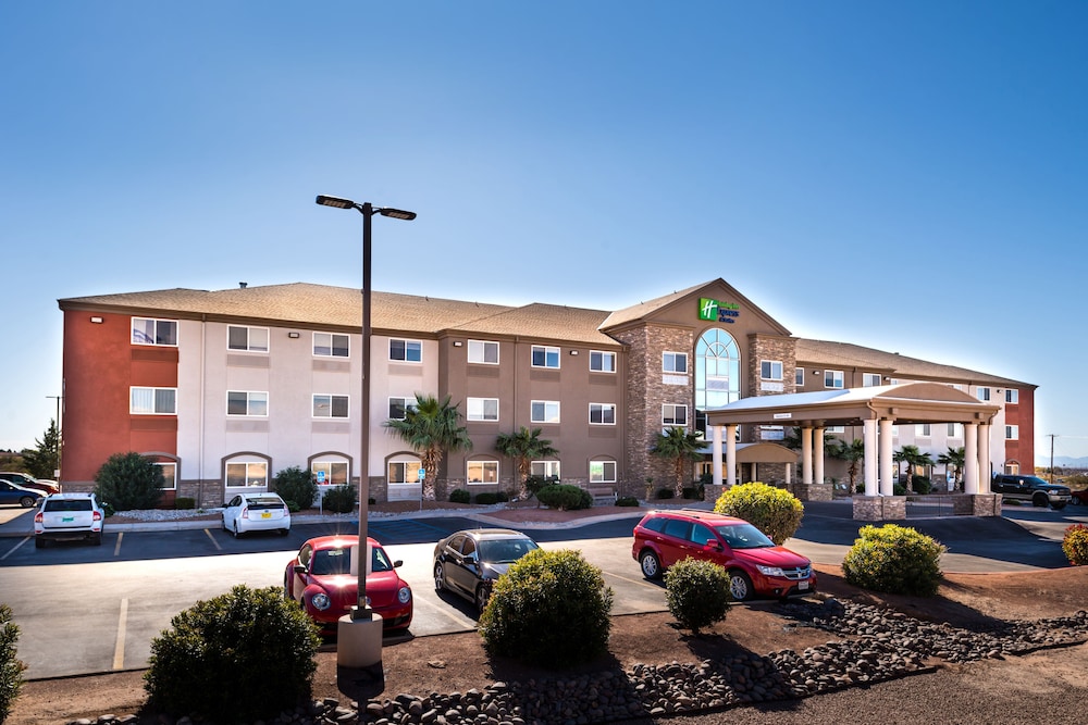 Holiday Inn Express Hotel & Suites Alamogordo Hwy 54 70 by IHG - photo 59