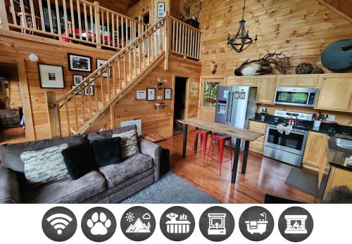 Elk Feathers Sevierville Cabin Cabin — 4-Star Luxury Hotel in Sevierville, United States