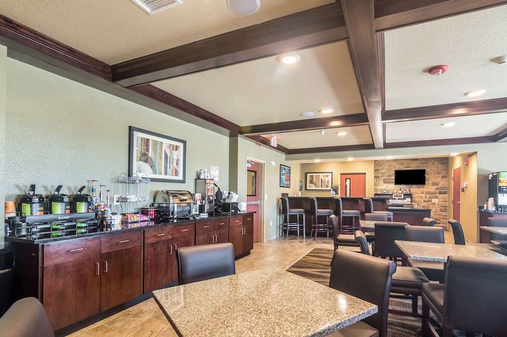 Cobblestone Inn & Suites Lakin - photo 37