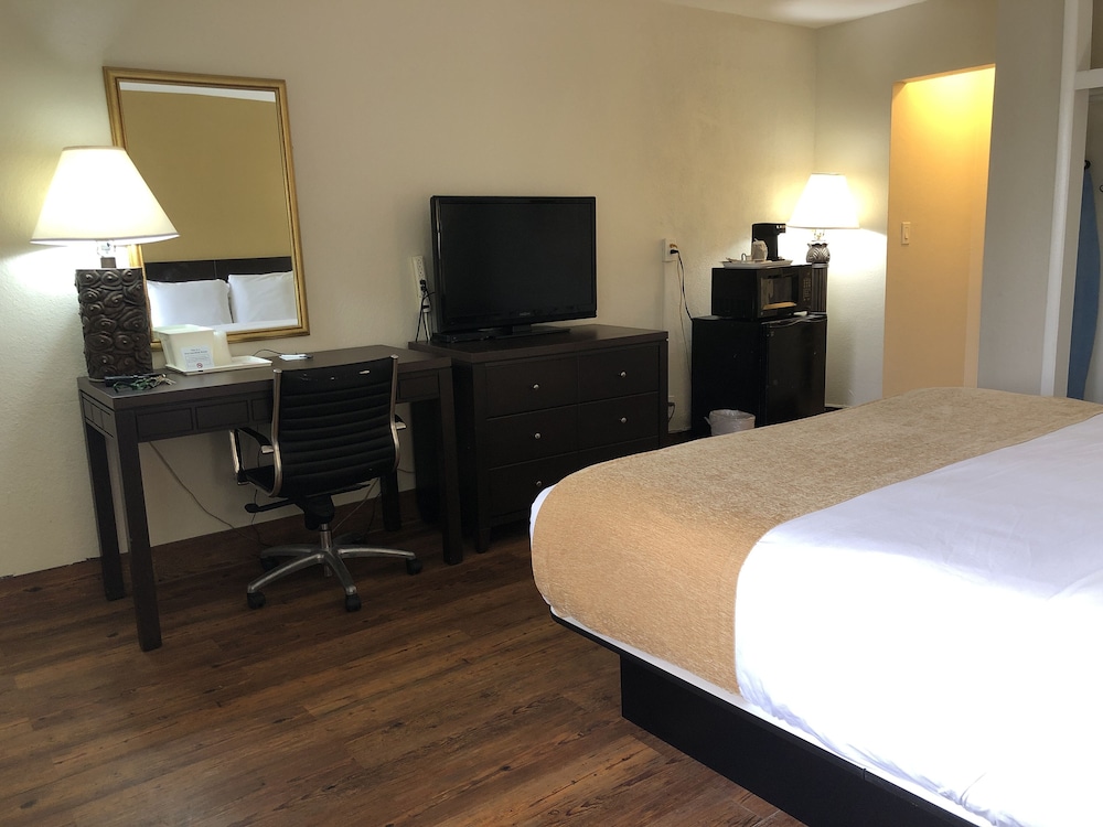 Ocean Reef Hotel - photo 16