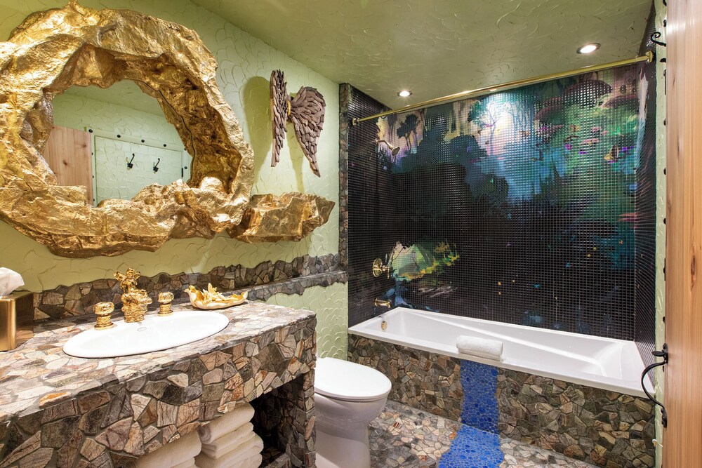 The Roxbury - photo 254