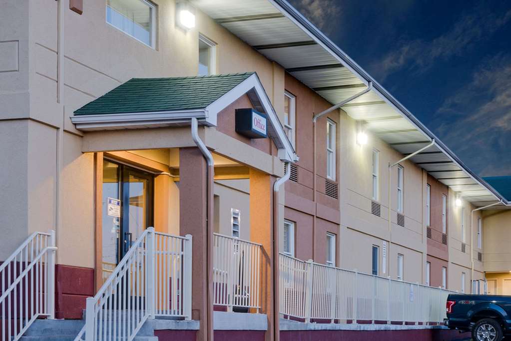 Super 8 by Wyndham Allentown in Allentown, United States