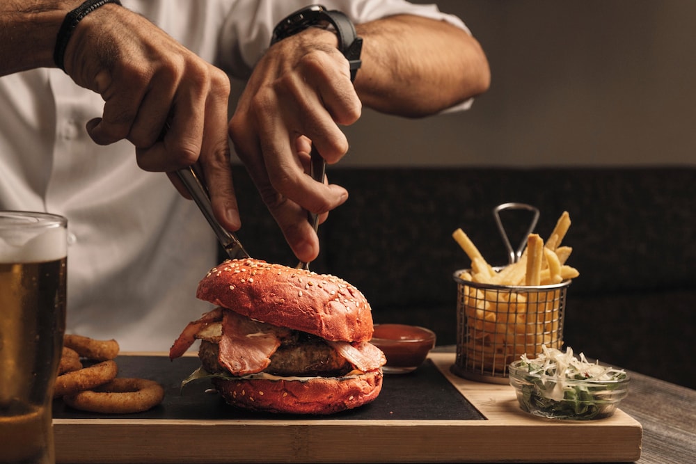 מזון ומשקאות