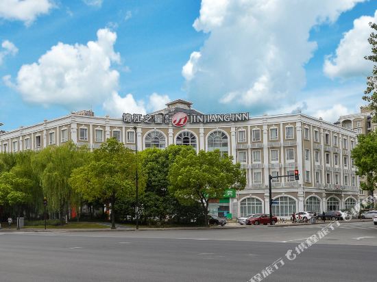 3 Morya - carbon neutral hotel in Sennoy