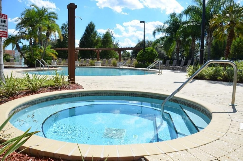 Lucaya Village Resort 3 Beds and 2 Baths. ID: 57417 - photo 20