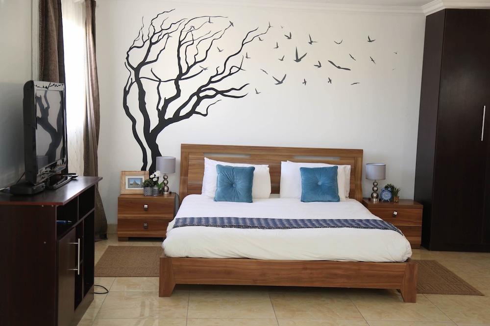 Denver Echo Executive Guest House — 4-Star Luxury Hotel in Maseru, Lesotho