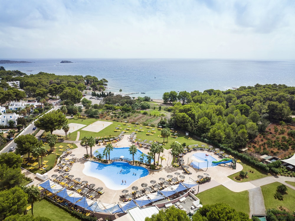 Tui Magic Life Cala Pada All Inclusive — hotel in Santa Eularia Des Riu