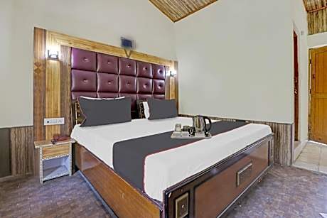 Hotel Ashoka Inn in Manali, India