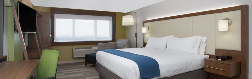 Holiday Inn Express & Suites South Bend Casino by IHG in South Bend, United States