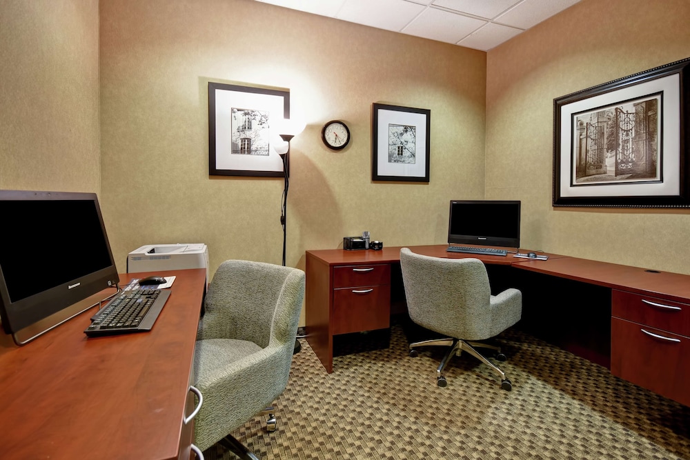 Hampton Inn & Suites Detroit Canton - photo 92