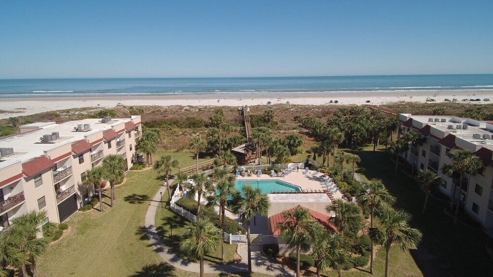 Ocean Village Club O35 - photo 35