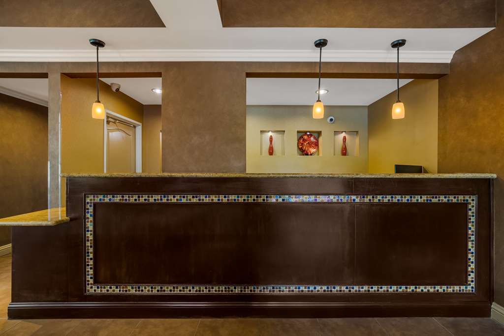 Best Western Diamond Bar Hotel & Suites - photo 8