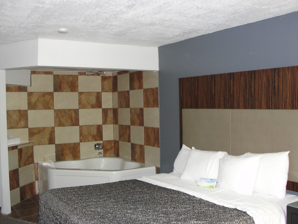 Days Inn Benton - photo 11