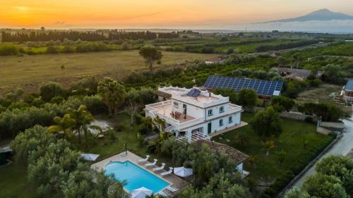 Villa Sunset Sea — 4-Star Luxury Hotel in Augusta, Italy