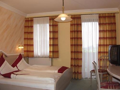 Gasthof Hotel Dilger — Rattenberg — photo 4