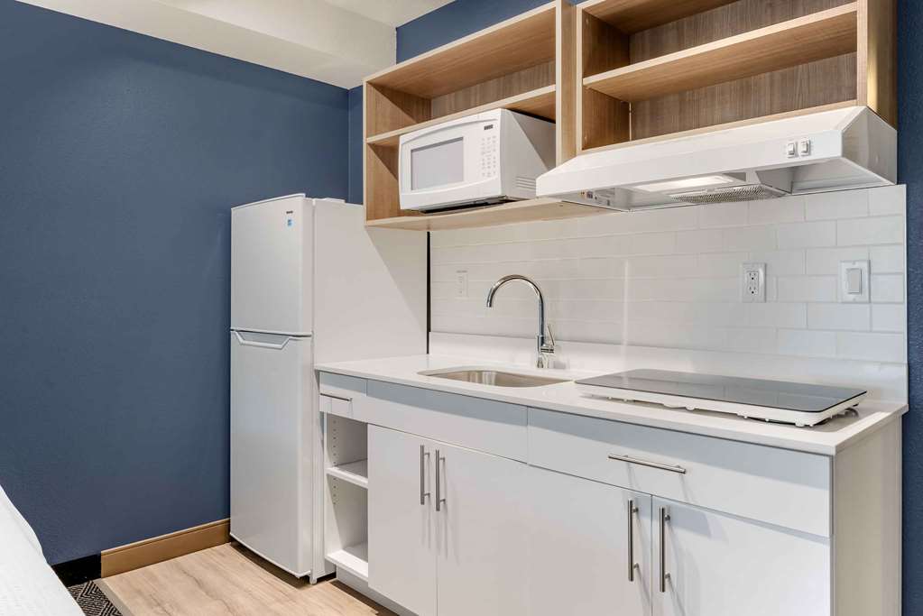 Extended Stay America Premier Suites Portland North - photo 36