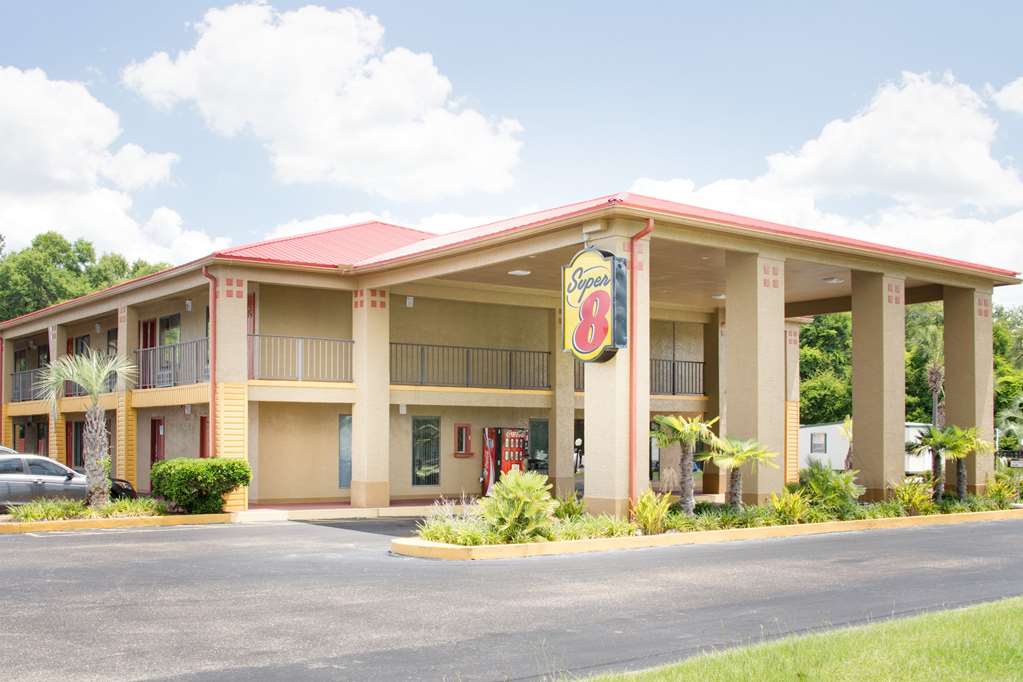Super 8 by Wyndham Defuniak Springs - photo 3