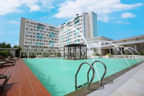 A Marina Spatial 2BR 2Showers 1Balcony 1 Storage Room — 4-Star Luxury Hotel in Dumaguete, Philippines