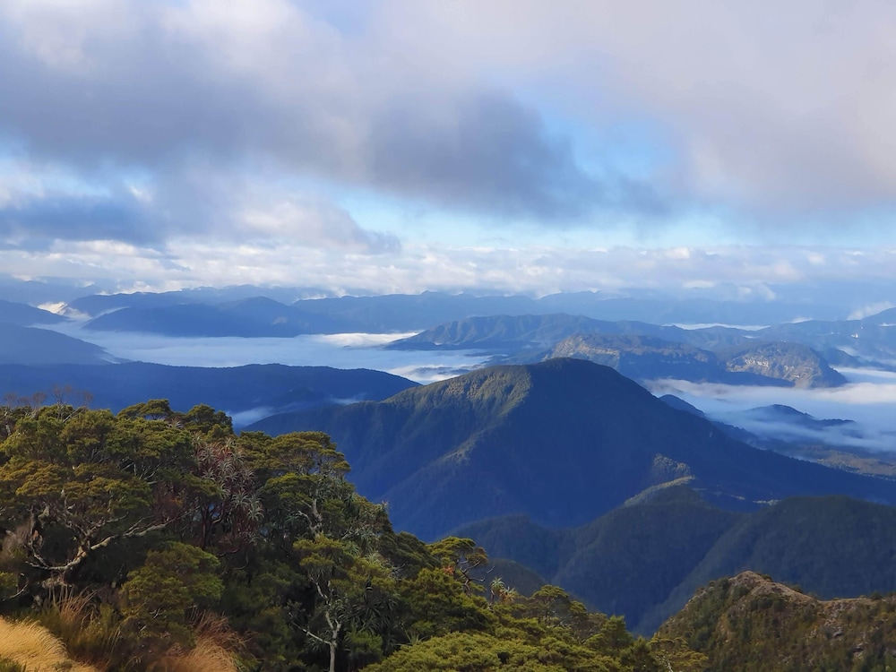 Off The Beaten Trail Accommodation & Bike Tours in Westport, New Zealand