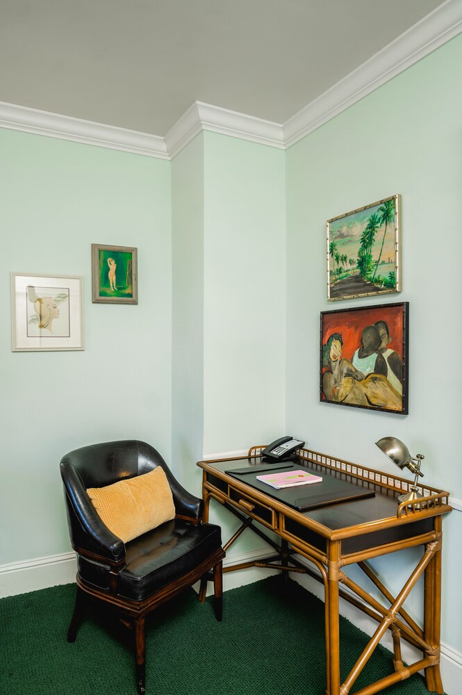 The Pontchartrain Hotel - photo 38