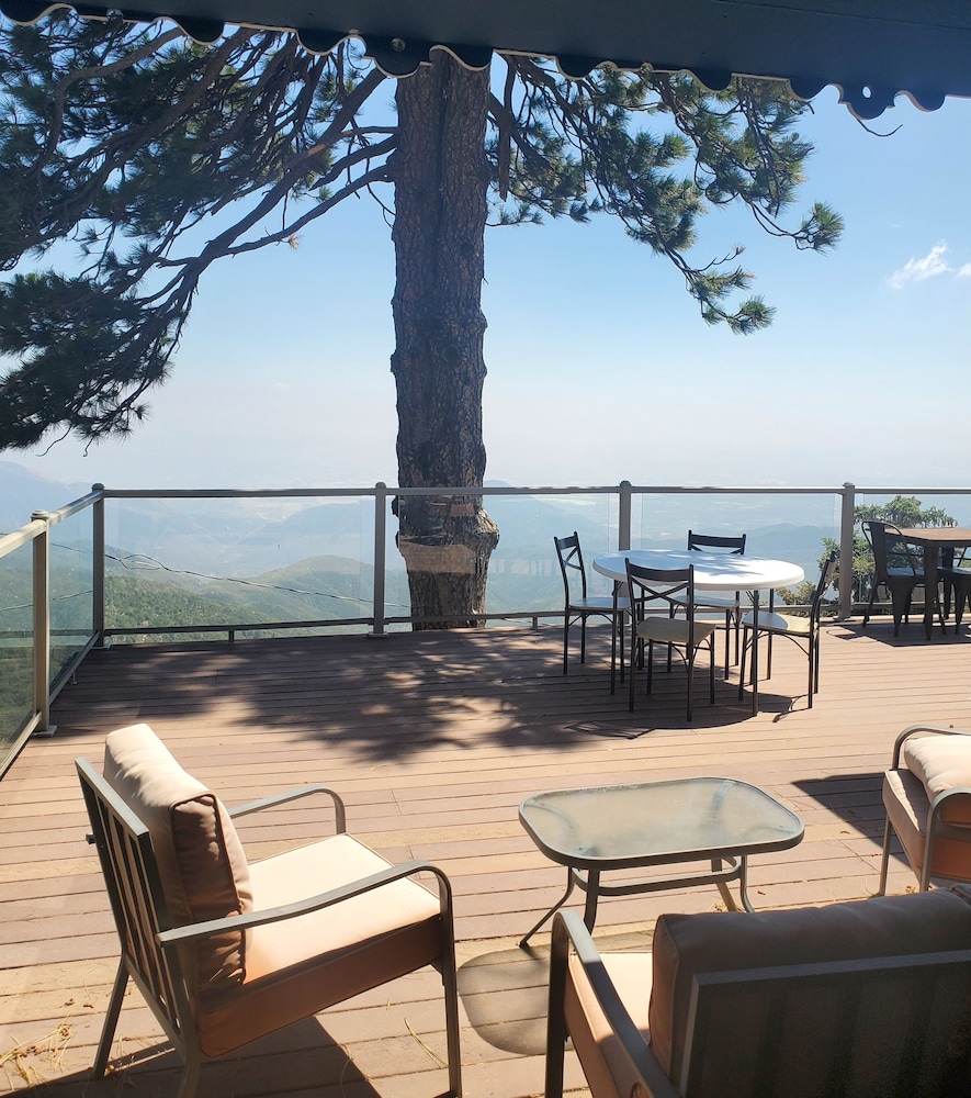 The Sky View Inn - photo 33