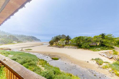 Neskowin Nautical Nook - last minute hotel in Unknown City