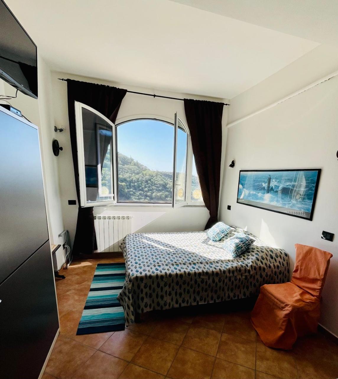 Piccola Navetta — Diano Marina
