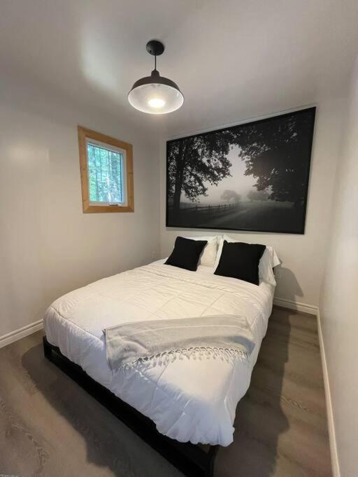Leland s Lakehouse — hotel in Wolfville